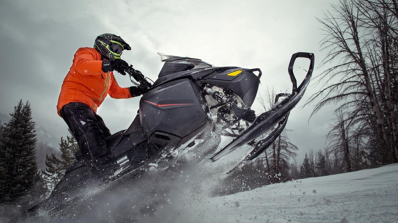 Drew’s Winter Wonderland: Experience the Ultimate Snowmobile Camping Adventure with the Lightweight Camper of Your Dreams