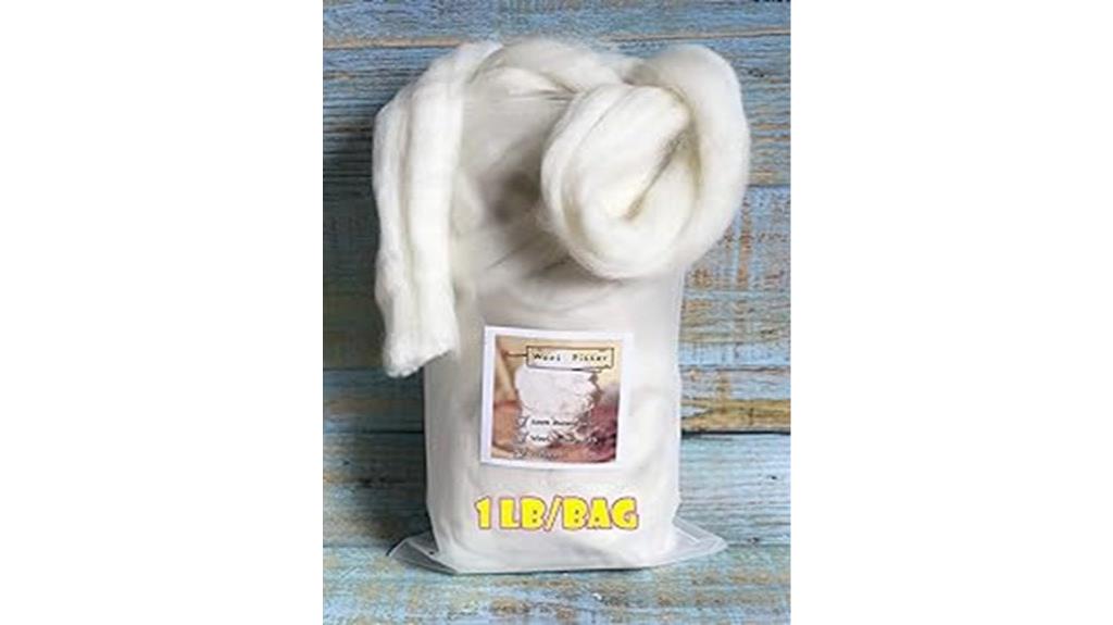 100 natural wool roving